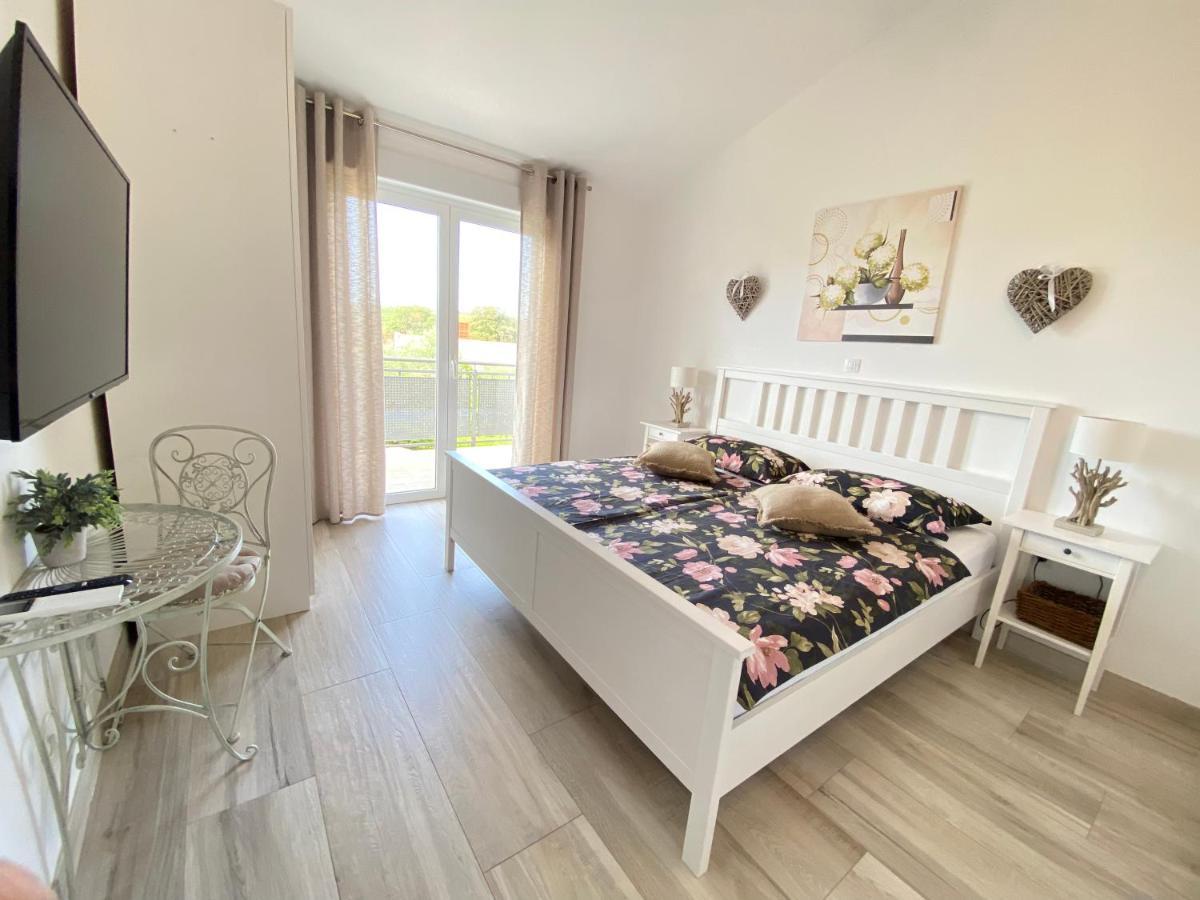 Villa Divina With Private Heated Pool PUY Exterior foto